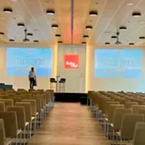 Séminaire sous chapiteau tipi 